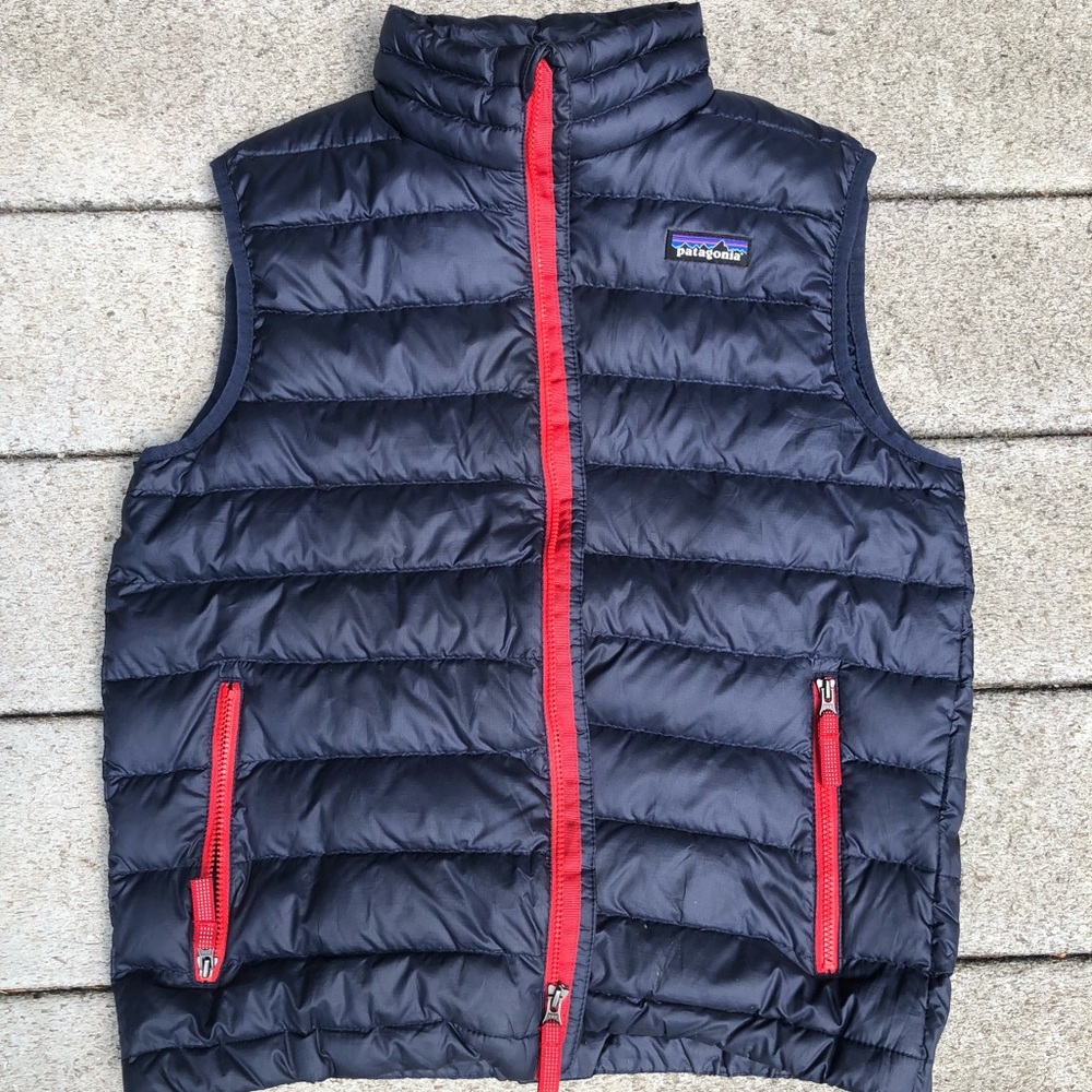 Patagonia kids down puffy vest (100% recycled)